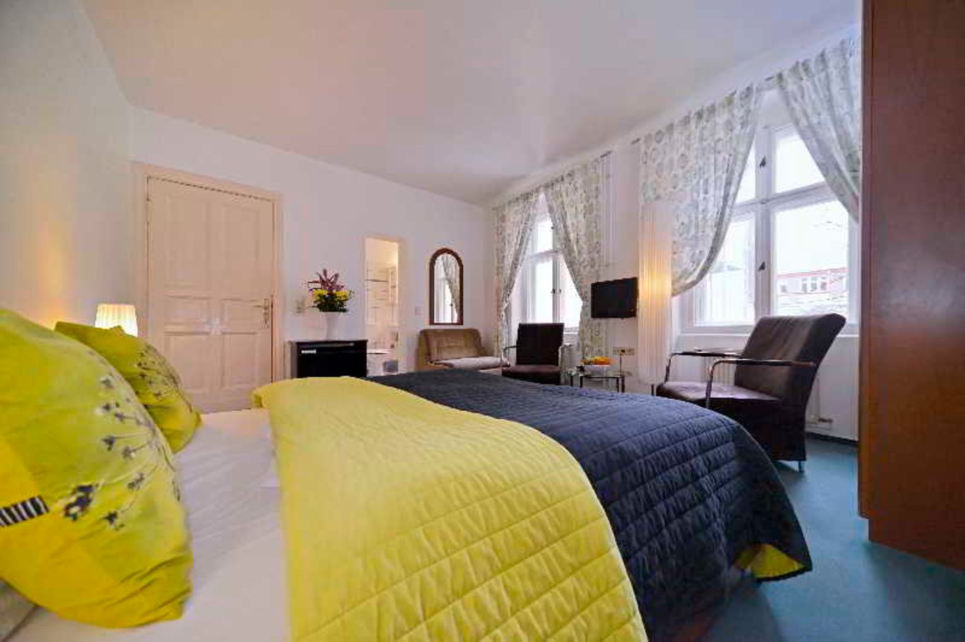 Old-Town-Hotel-Greifswalder-Strasse-Room-16