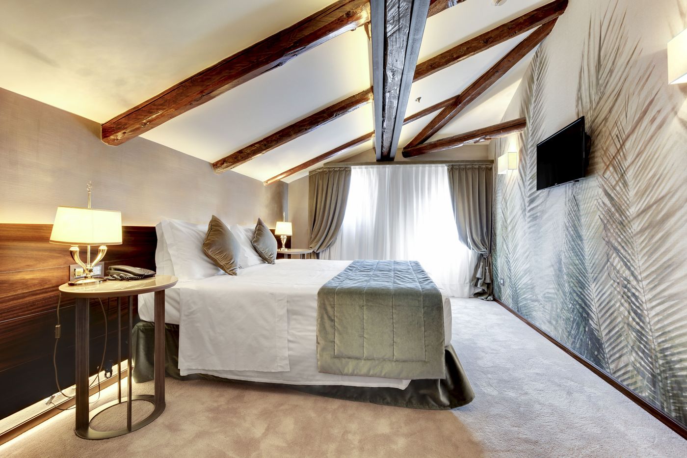 Hotel-Dona-Palace-Room-37