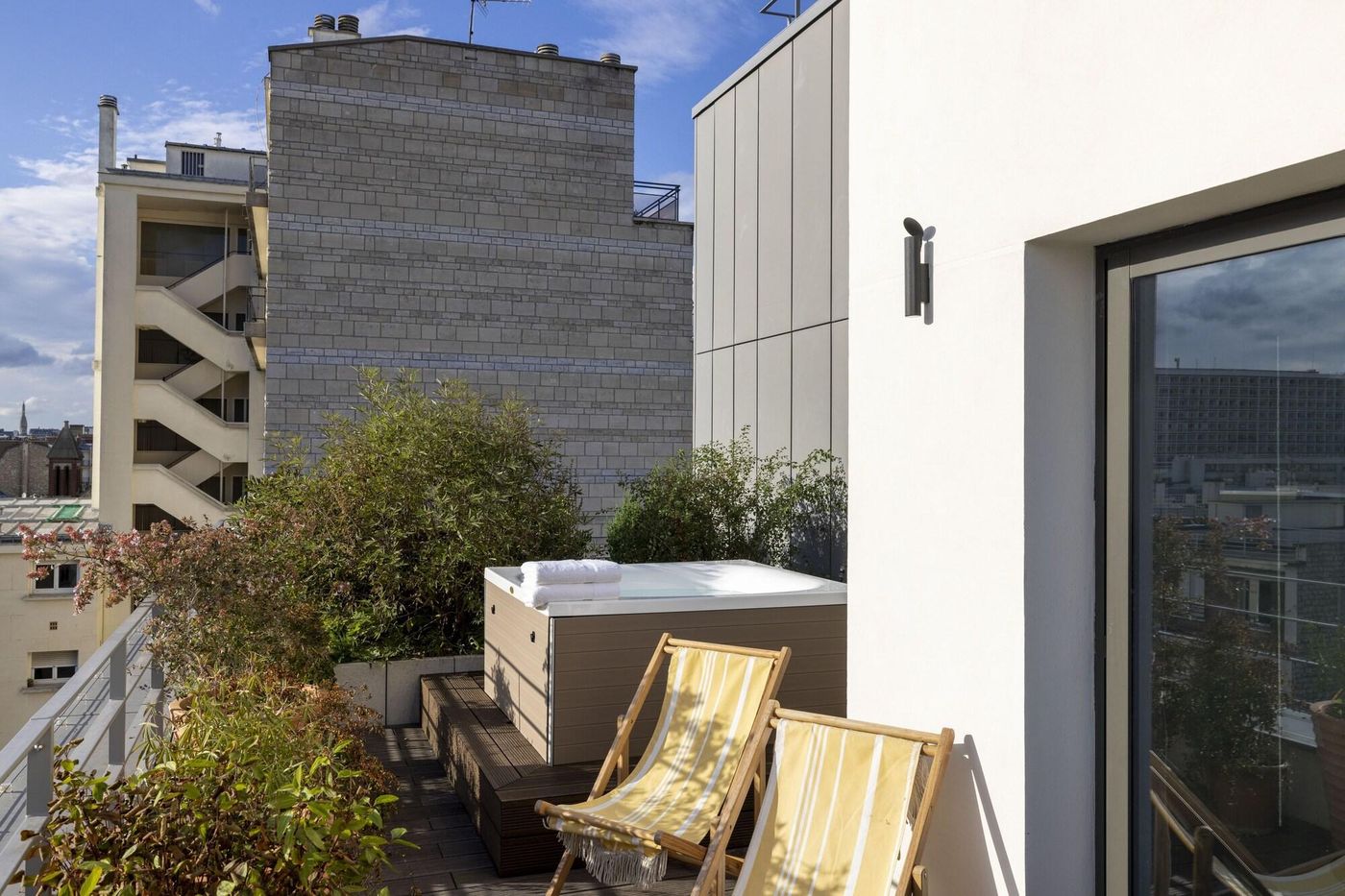 Quinzerie-Hotel---Tour-Eiffel-Room-3