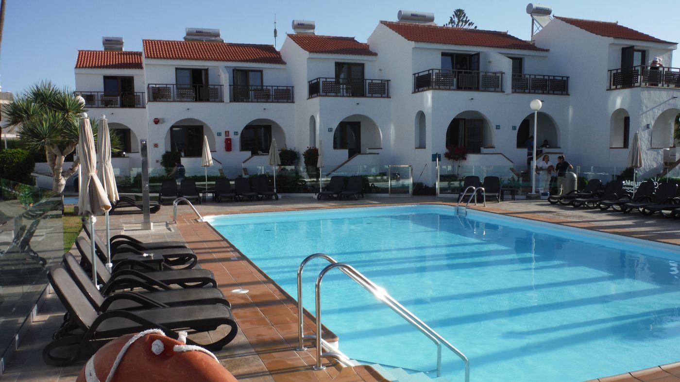 Bungalows-Playamar-Pool-8