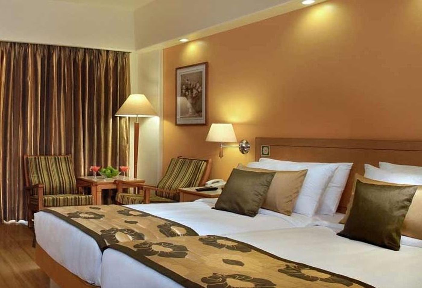 Fortune Select Regina