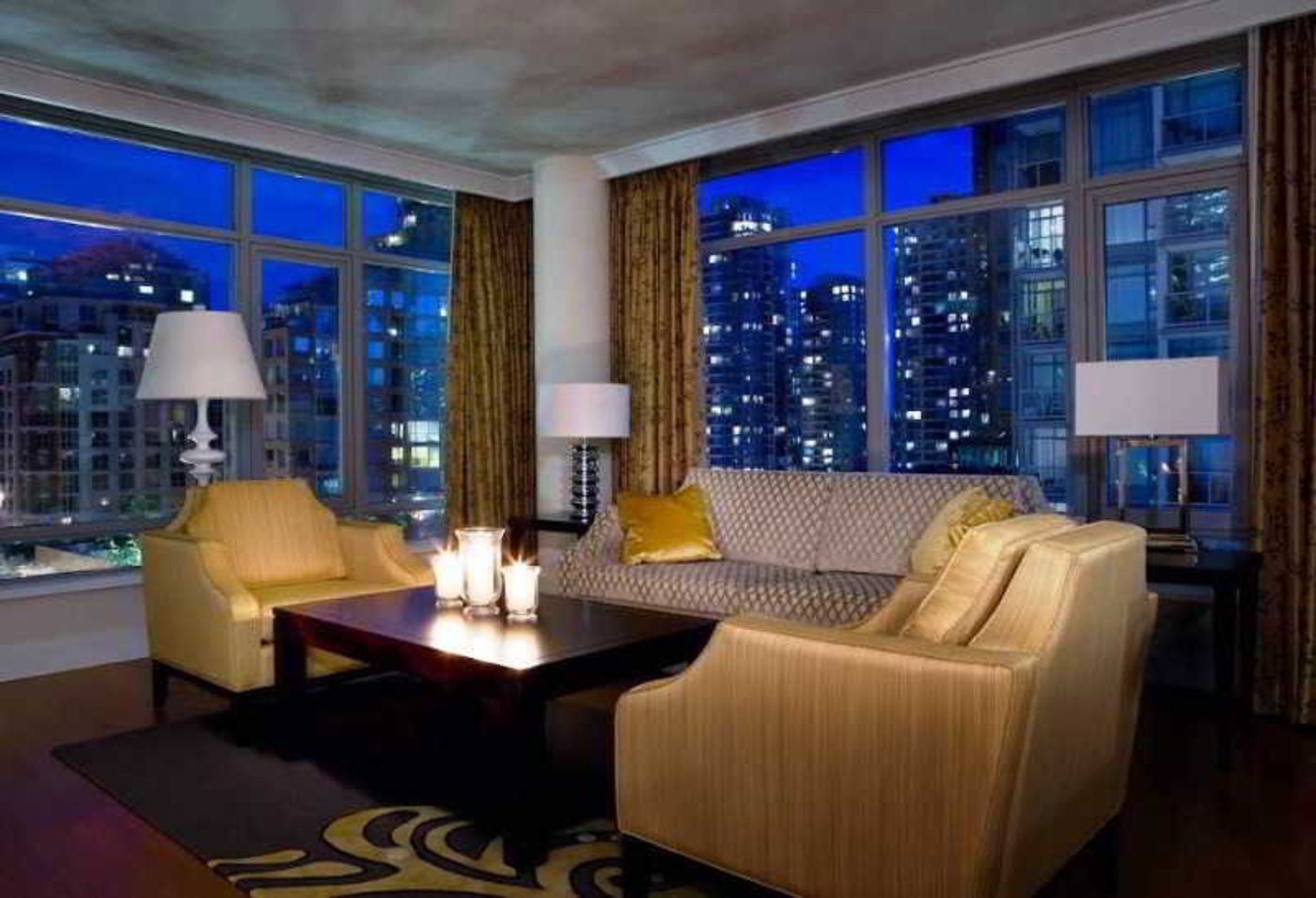 L-Hermitage-Hotel-Room-10