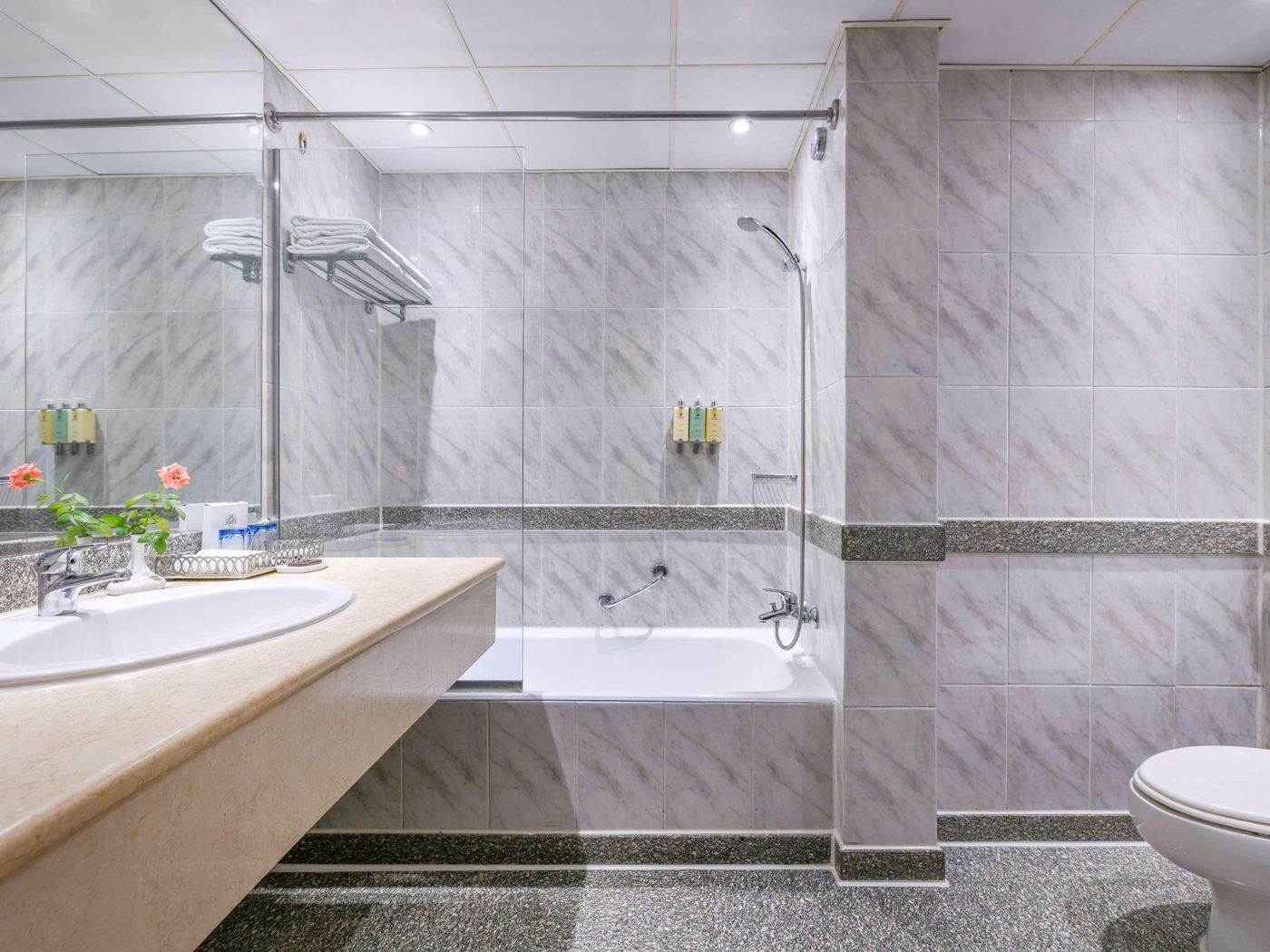 Pavillon-Winter-Luxor-Room-30