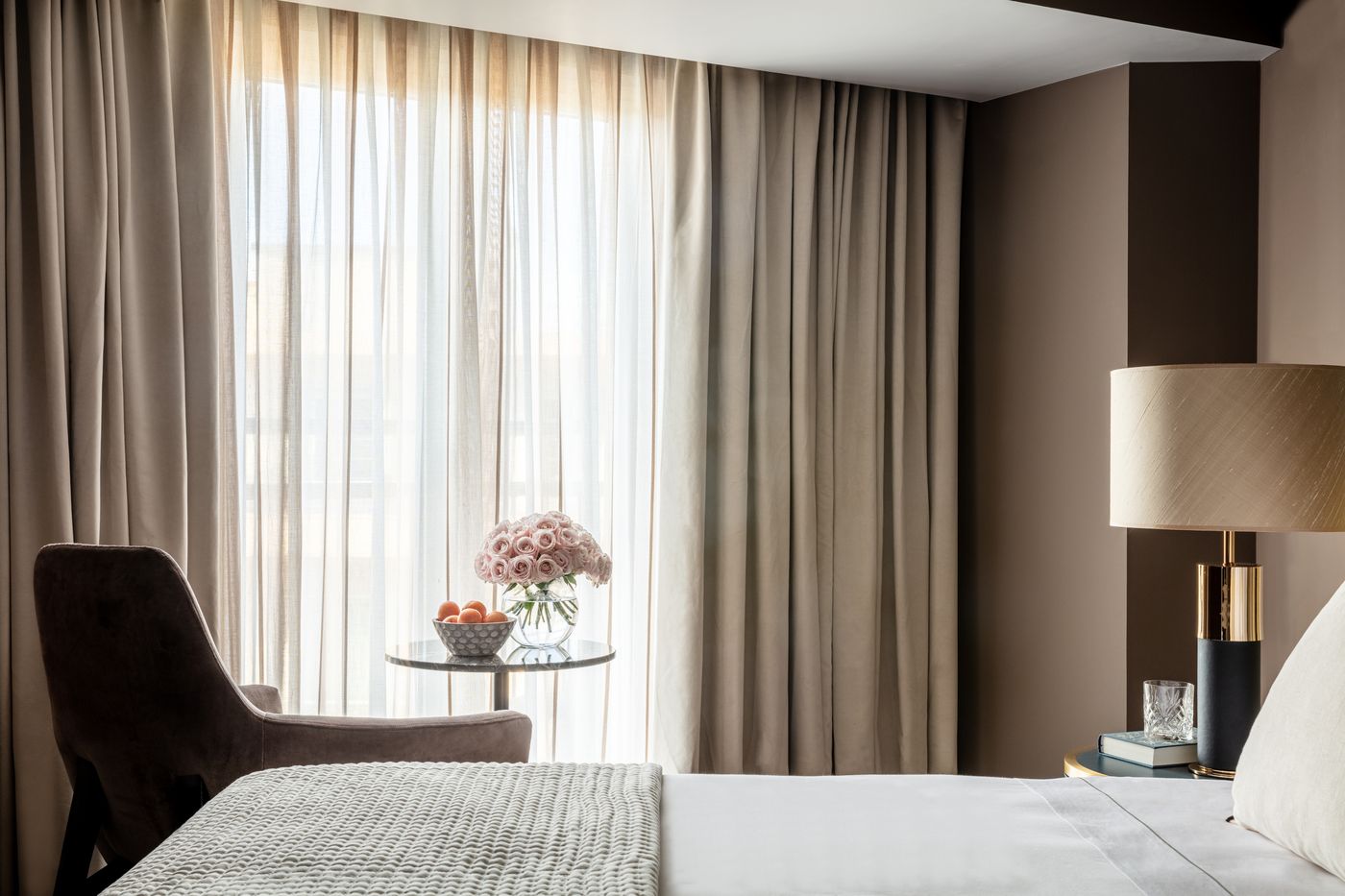 Anantara-Plaza-Nice-Hotel-Room-37