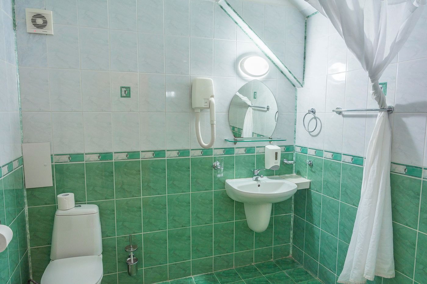 Mpm-Royal-Central-Room-14