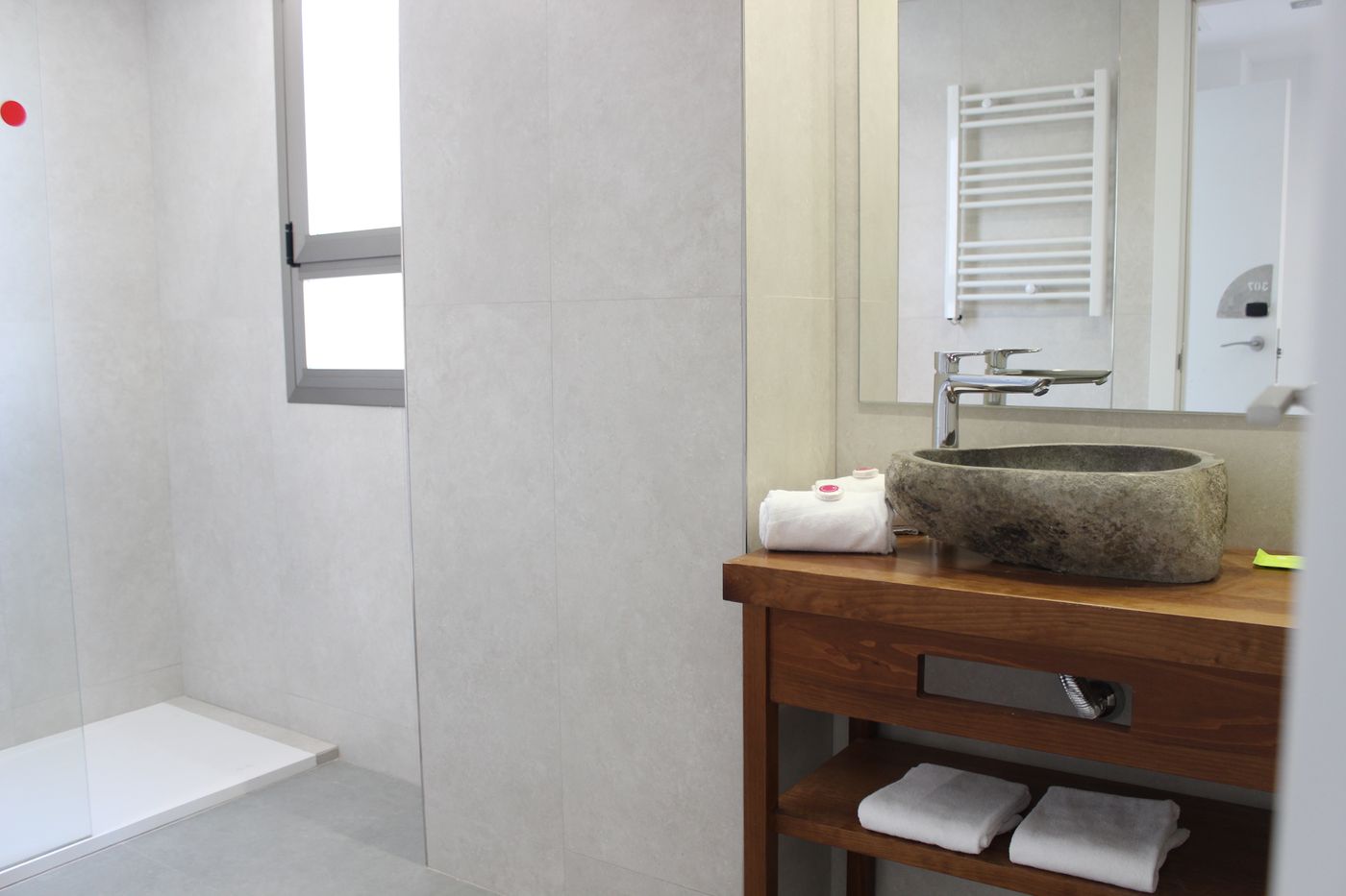 Flamingo-Beach-Resort---Adults-Recommended-Room-37