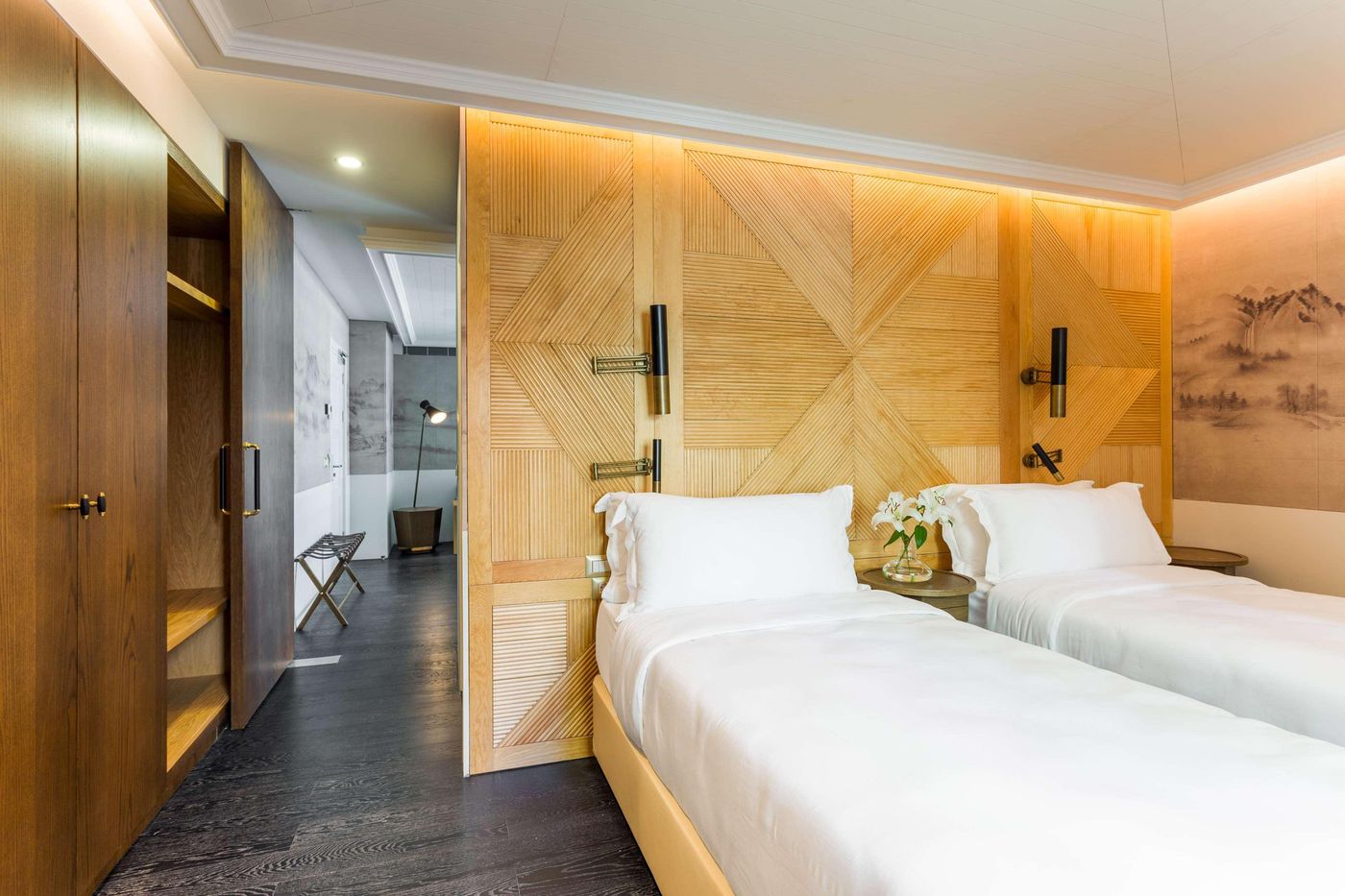 Room-Mate-Emir-Room-53