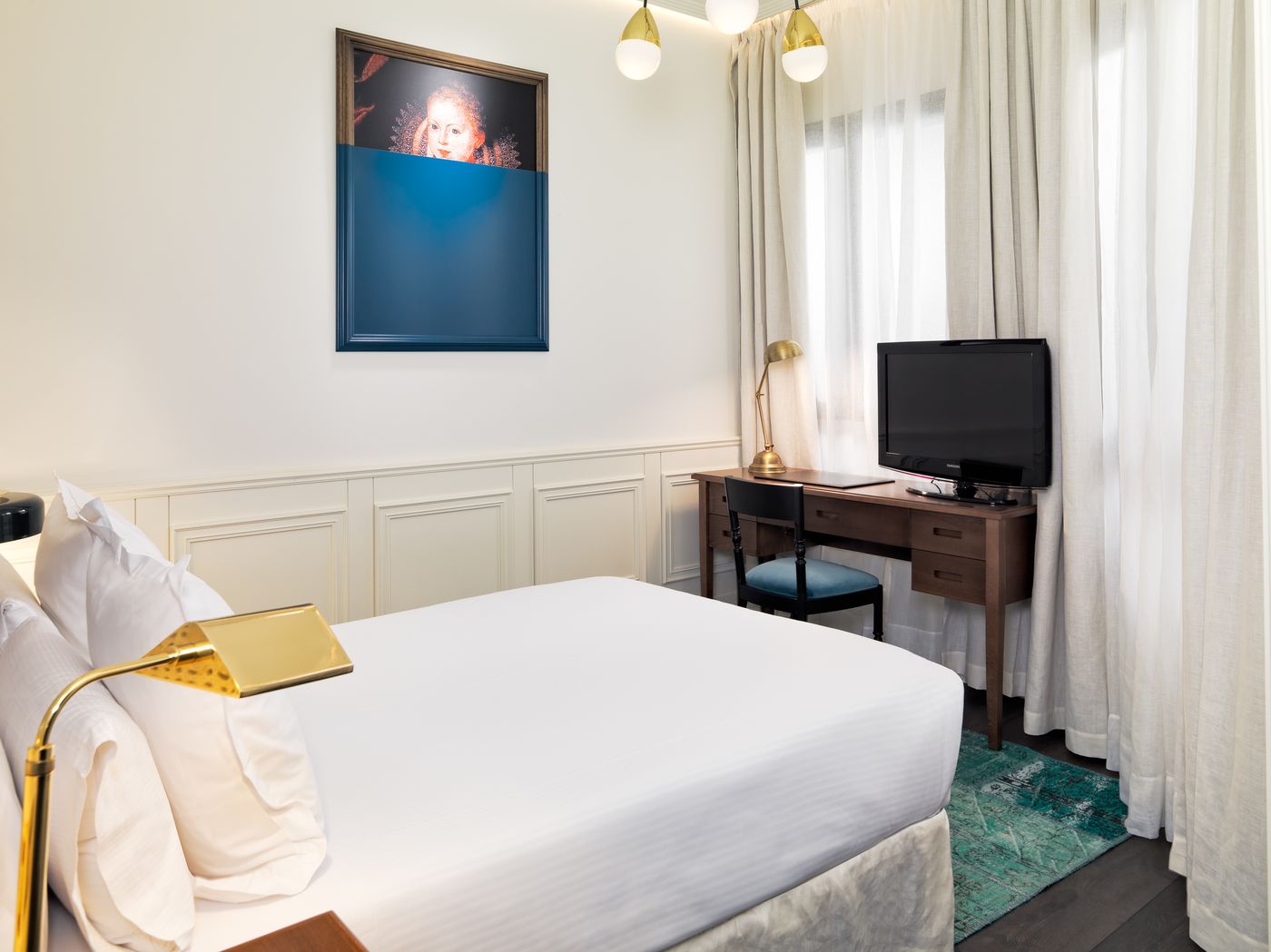 H10-Villa-de-la-Reina-Room-37