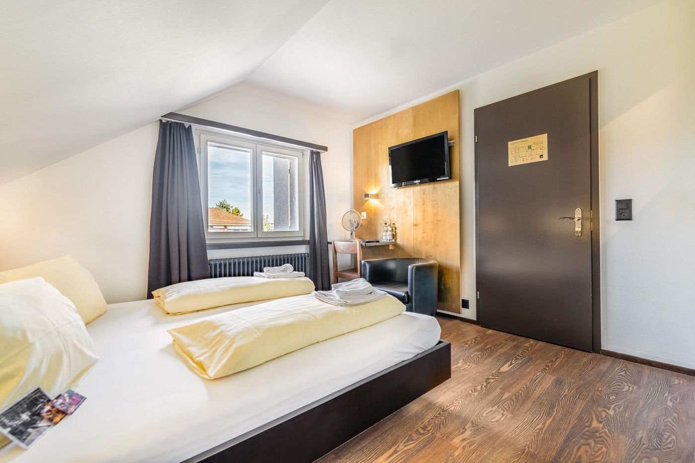 Ferus Hotel-Switzerland-EMMEN-Room-10