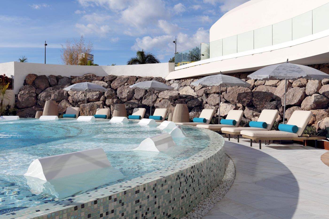 Hard-Rock-hotel-Tenerife-Pool-2