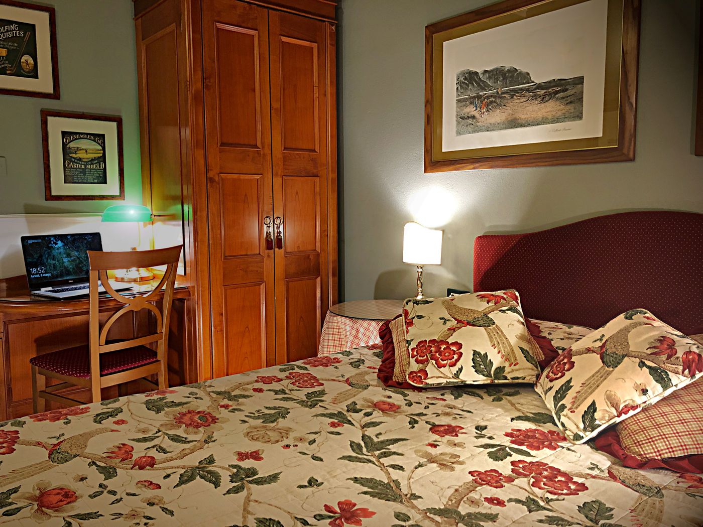 Rosary-Garden-Hotel-Room-6