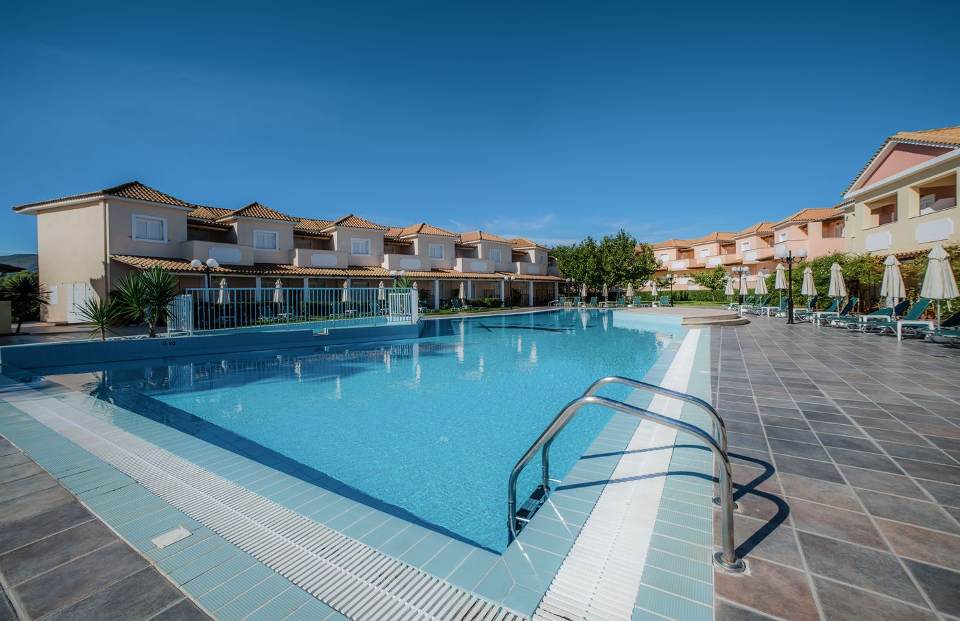 Ecoresort-Zefyros--Pool-2