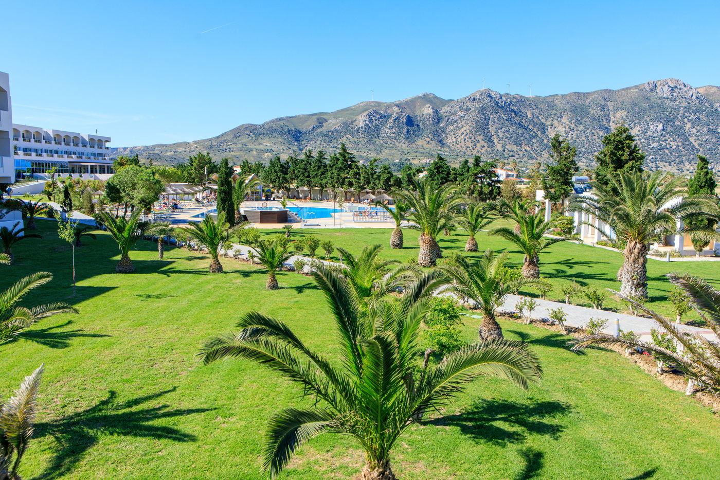 Sovereign-Beach-Hotel-General-view-4