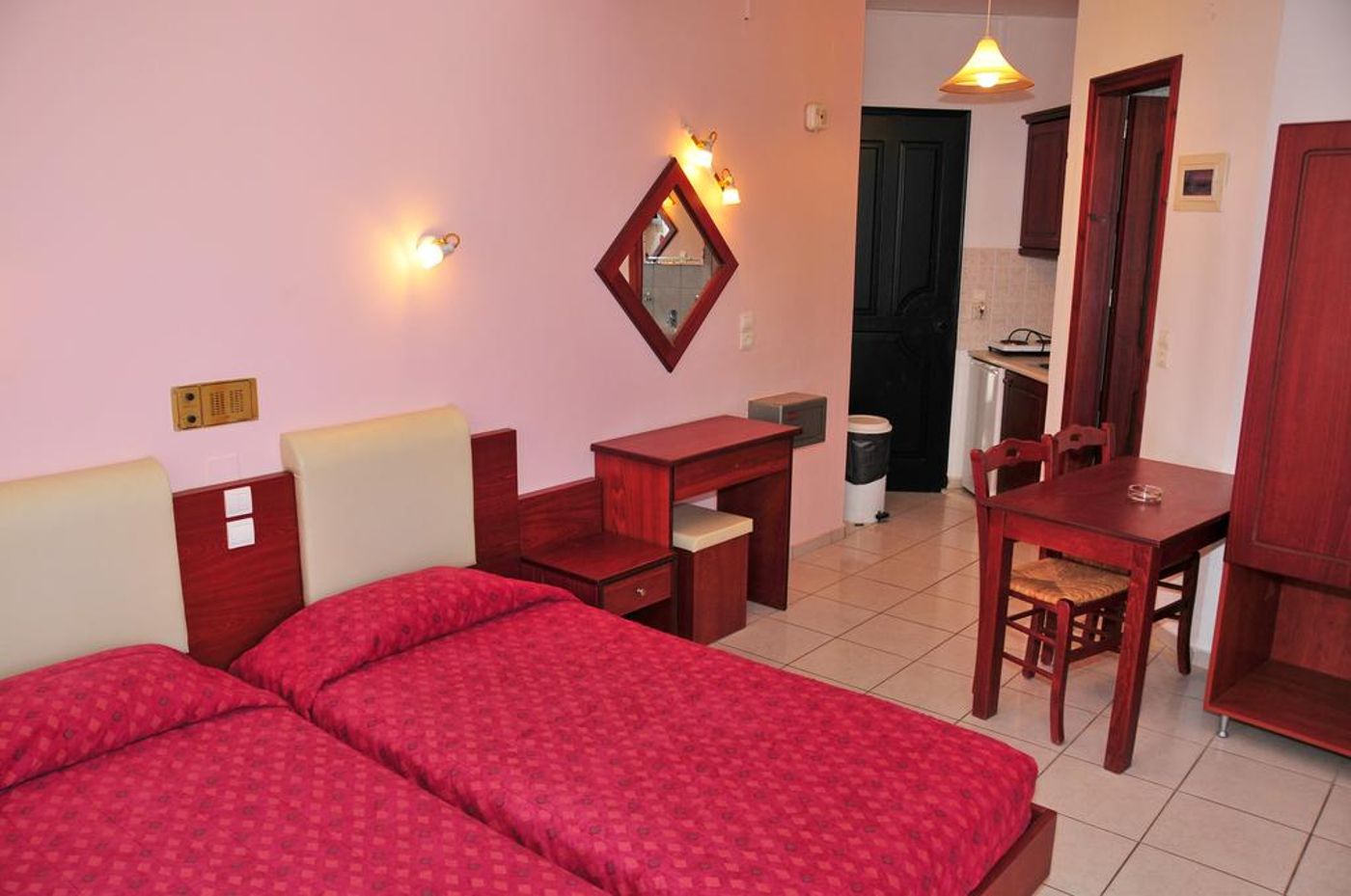 Ariadne Palace Apartments