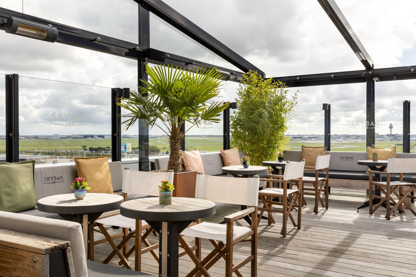 Corendon-Plaza-Amsterdam-Schiphol-Airport-Hotel-Terrace-55
