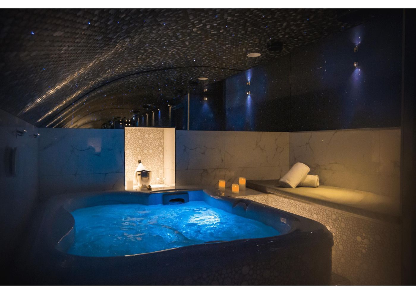 Secret-de-Paris---Hotel---Spa-Sports-and-Entertainment-42