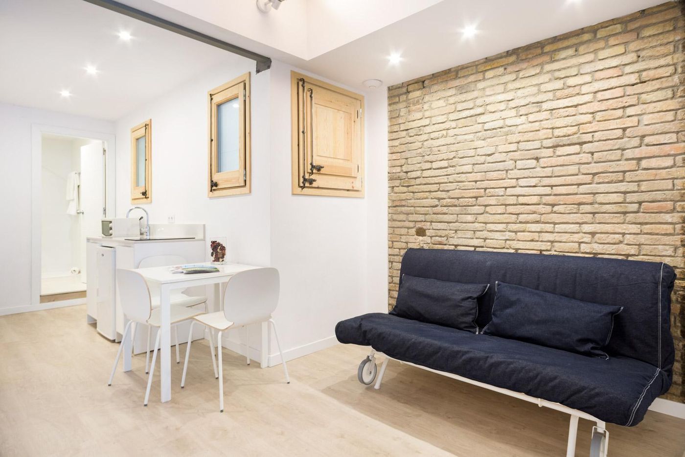 BcnStop Sagrada Familia Apartments-Spain-Barcelona-Room-7