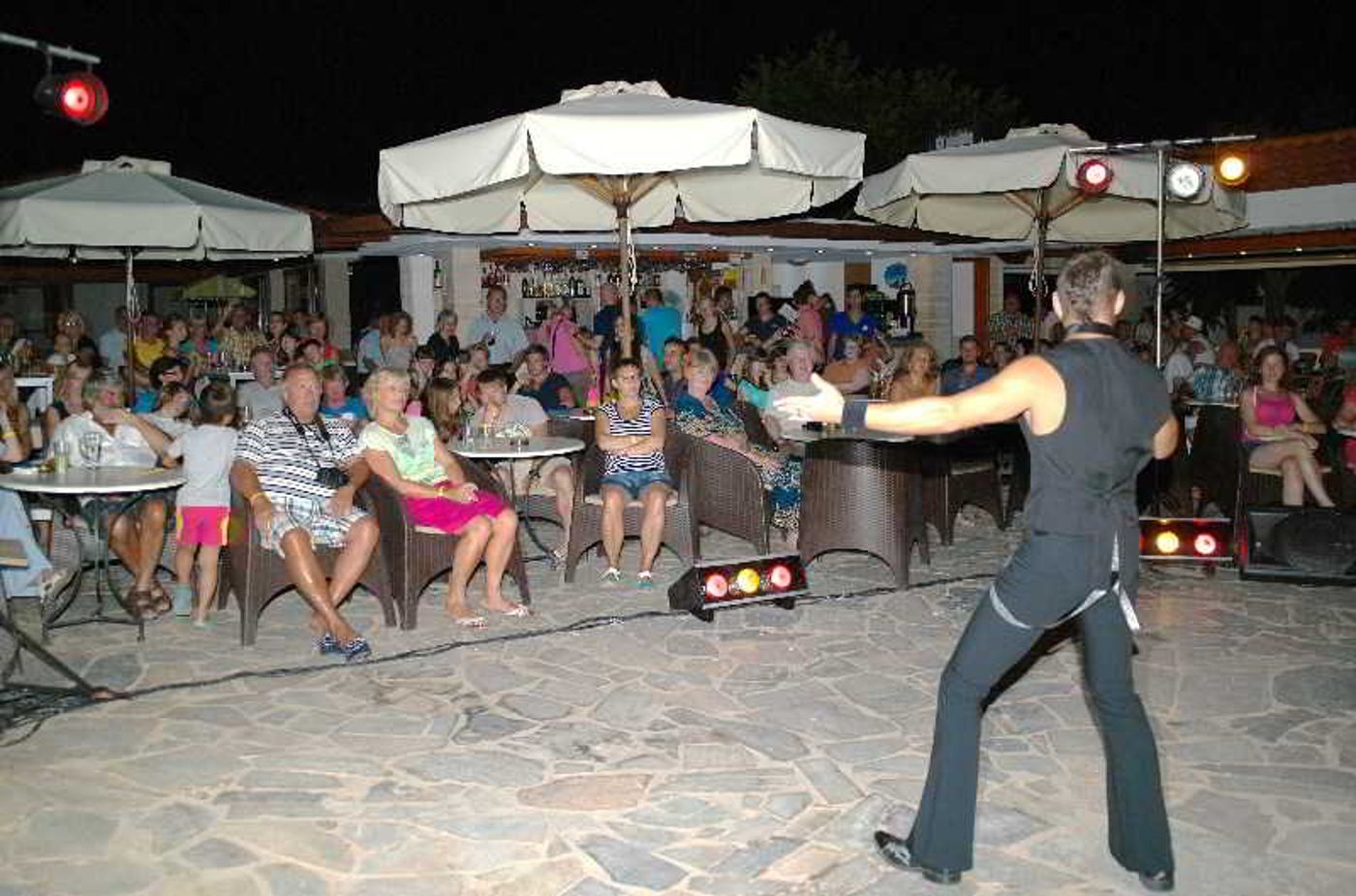 smartline-Kyknos-Beach-Sports-and-Entertainment-82