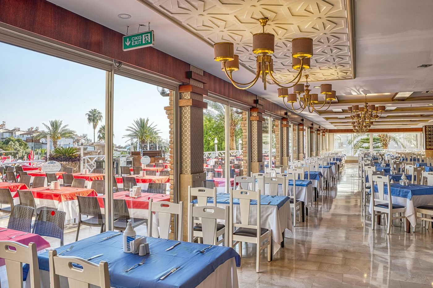 Seaden-Side-Corolla-Restaurant-43