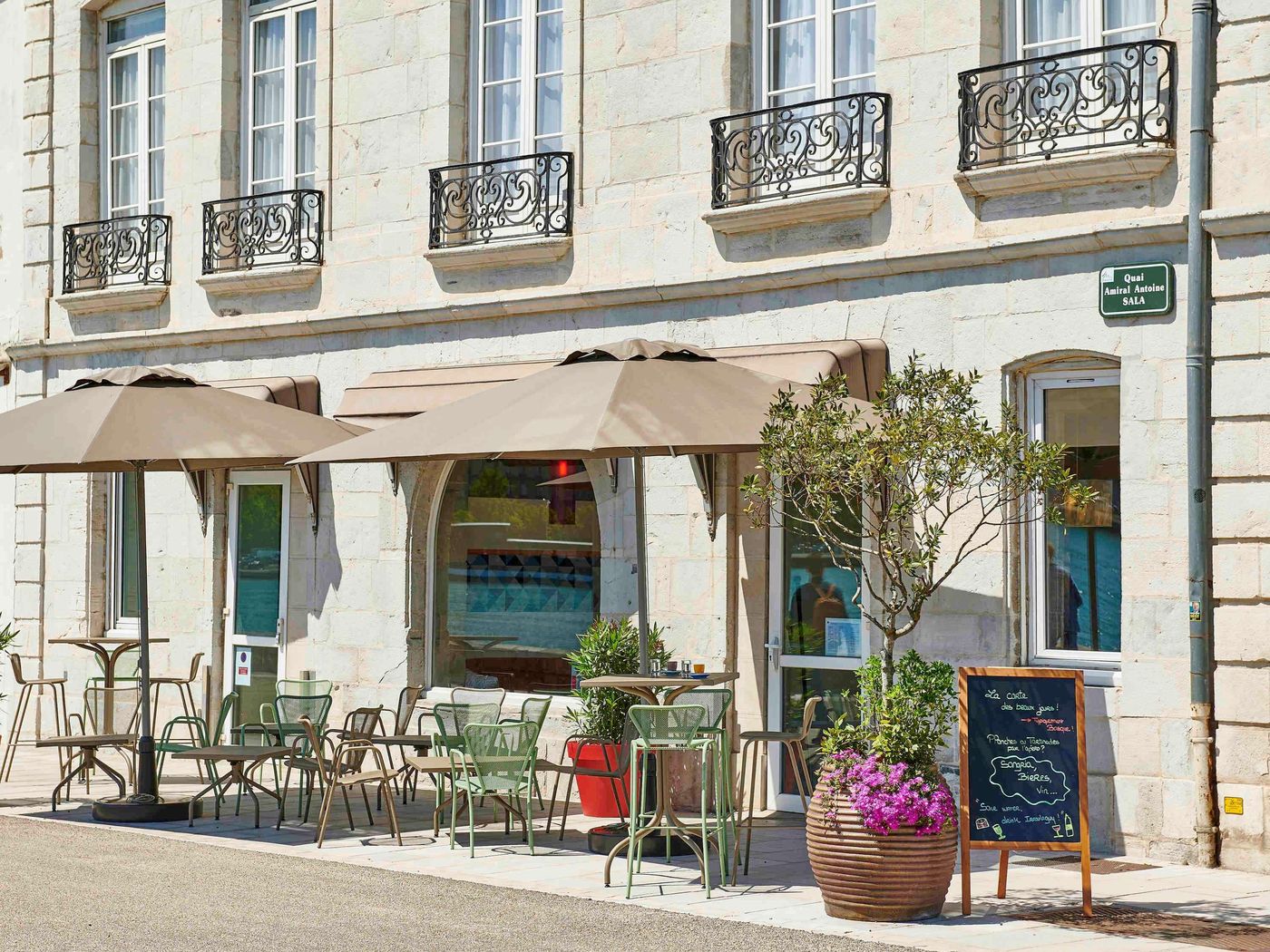 Ibis Styles Bayonne Centre Gare-France-Bayonne-General view-5