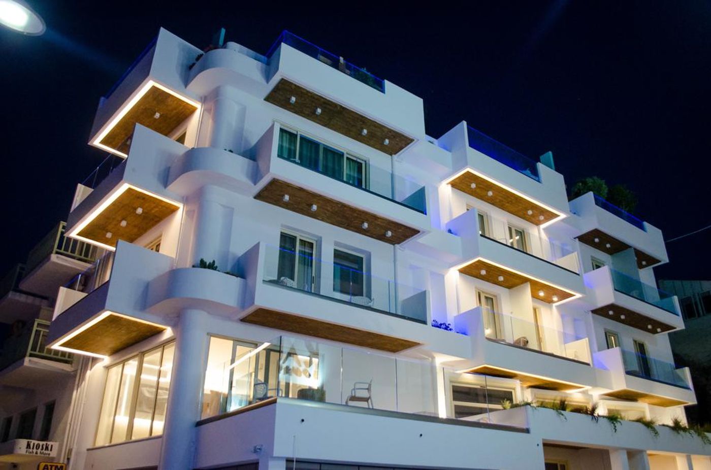 Kahlua Sea View Suites