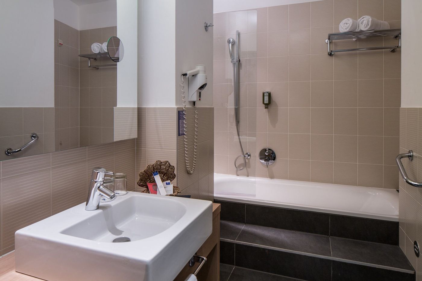 Falkensteiner-Hotel-Maria-Prag-Room-25