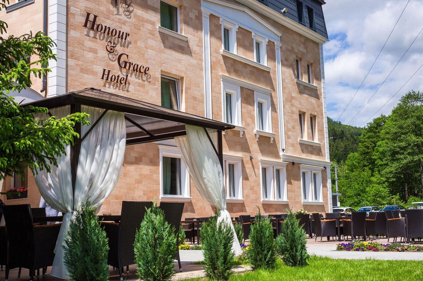 Honour And Grace Hotel-Czech Republic-OSTROV-General view-3