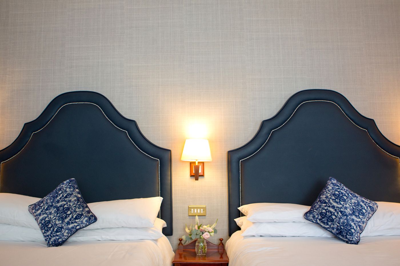 Fitzpatrick-Castle-Room-20