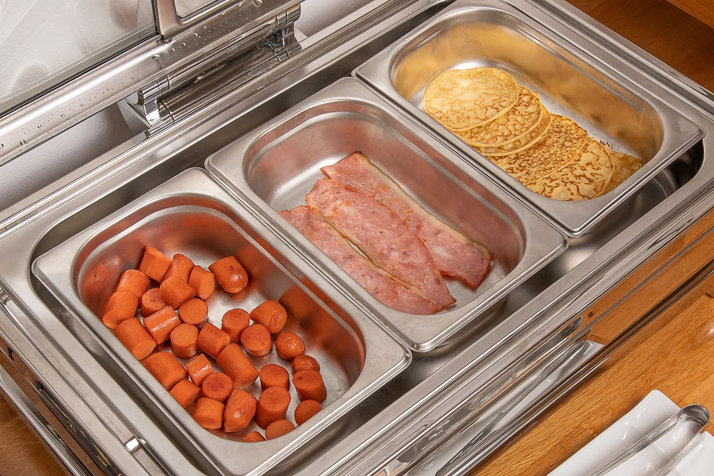 Nana-Angela-Apartments-Restaurant-41