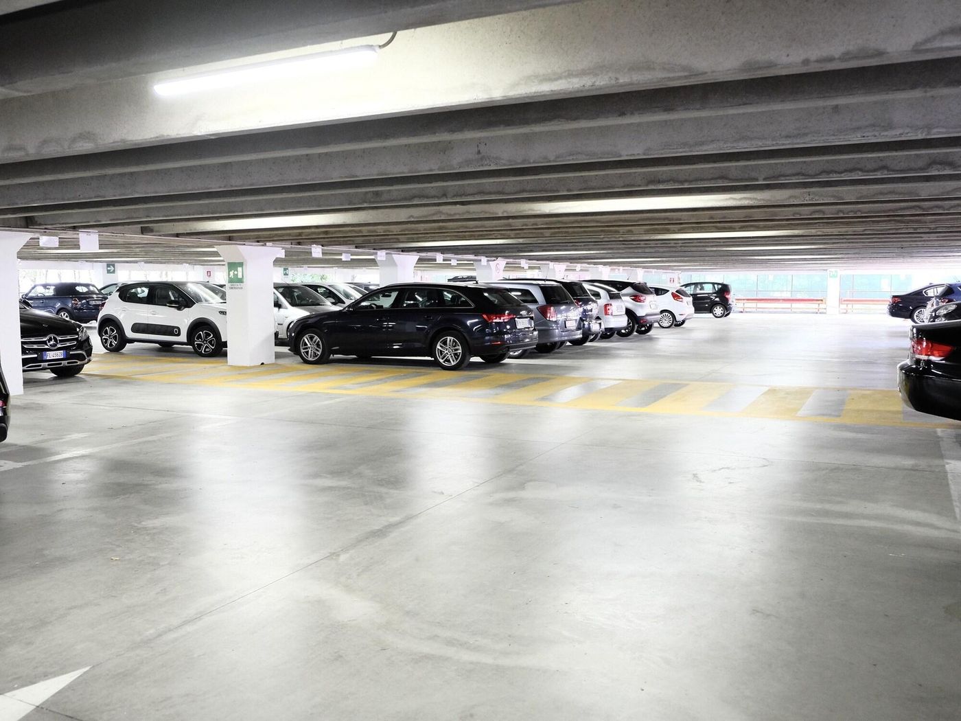 Hs311-Italy-ROME-General view-2