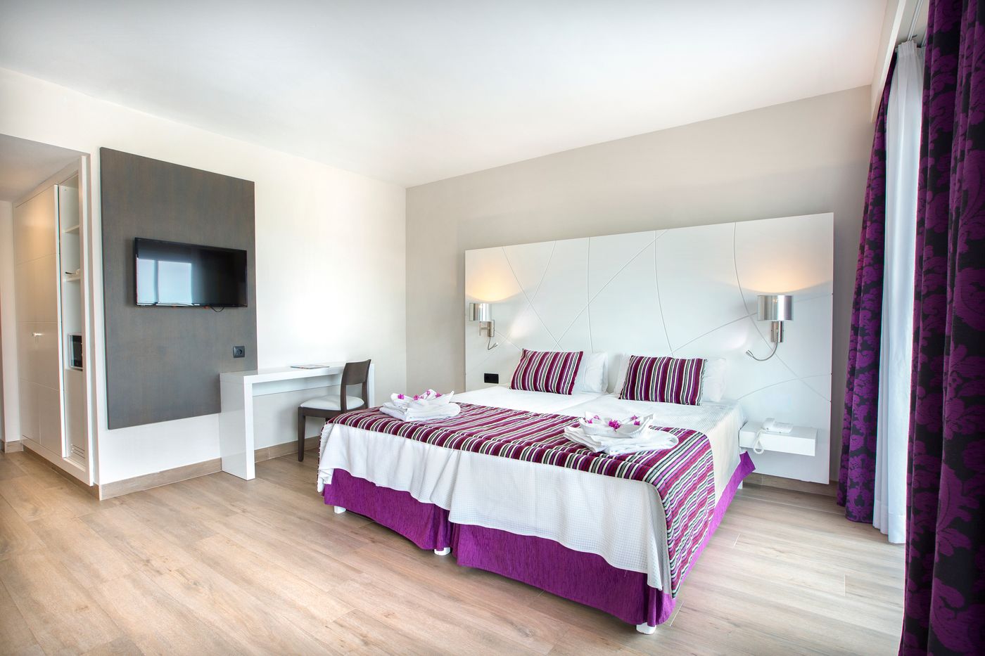 New - Mar Hotels Playa de Muro Suites