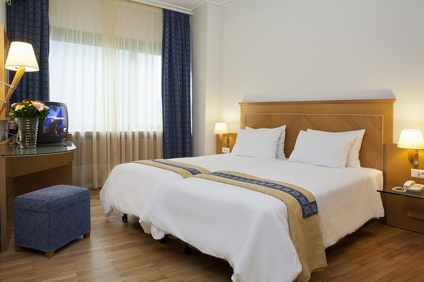 Plaka-Hotel-Room-11