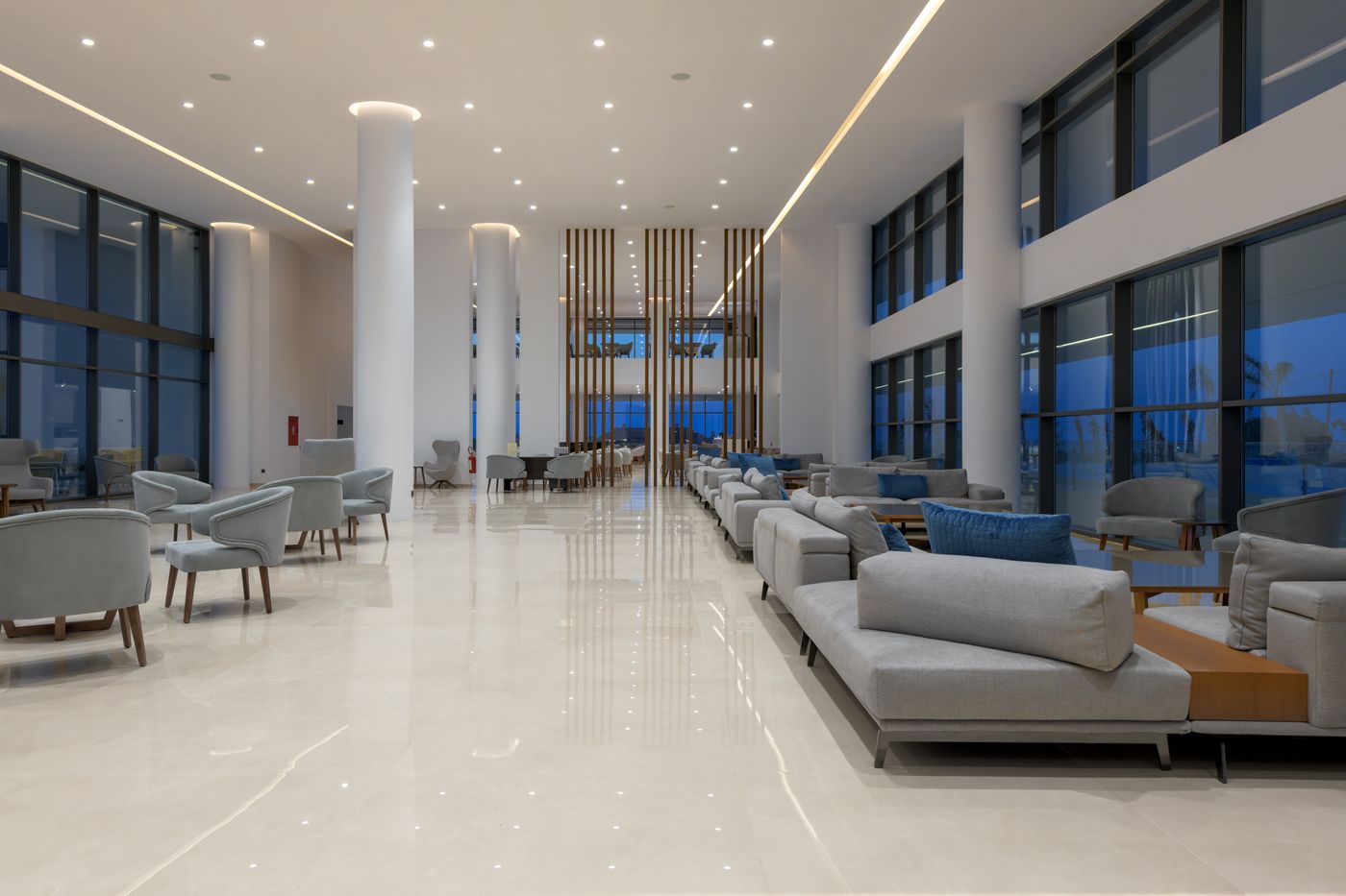 Gennadi-Grand-Resort-Lobby-41