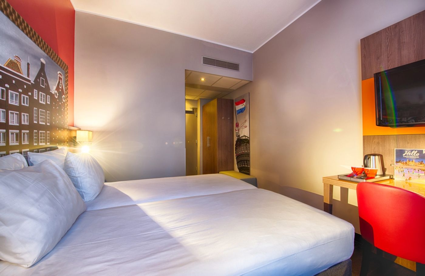 Leonardo Hotel Amsterdam City Center