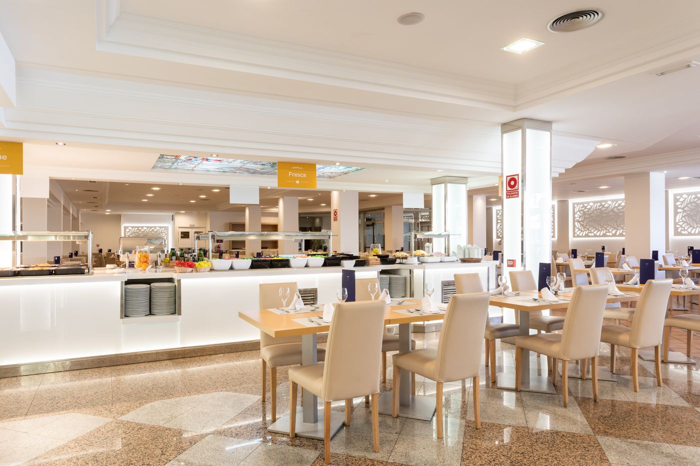 Globales-Tamaimo-Tropical-Restaurant-35