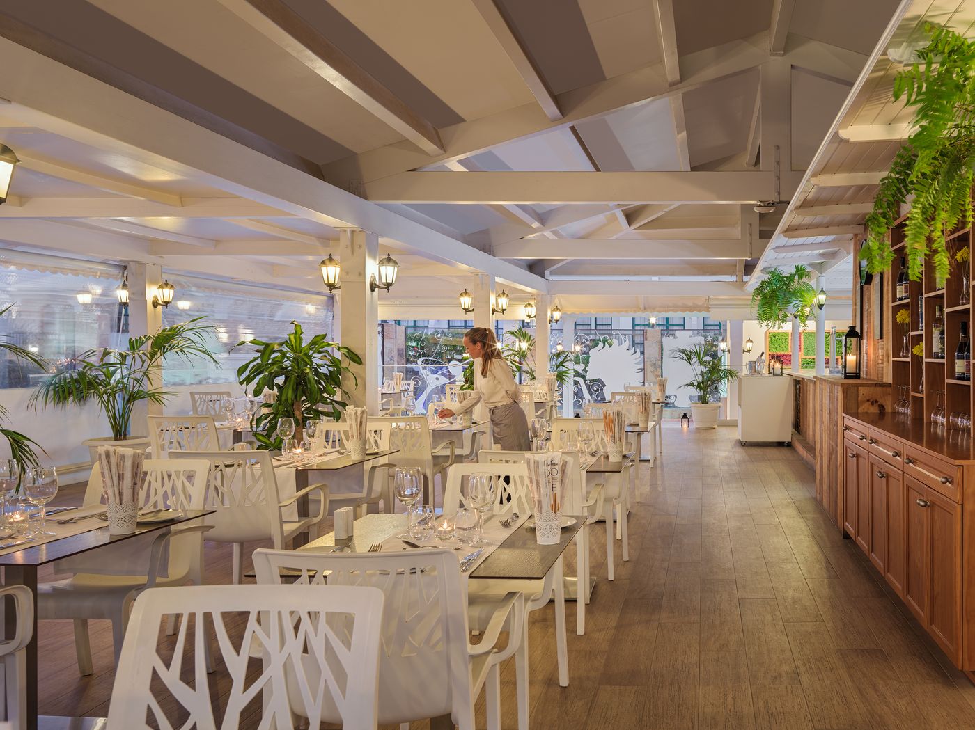 H10-Ocean-Suites-Restaurant-30