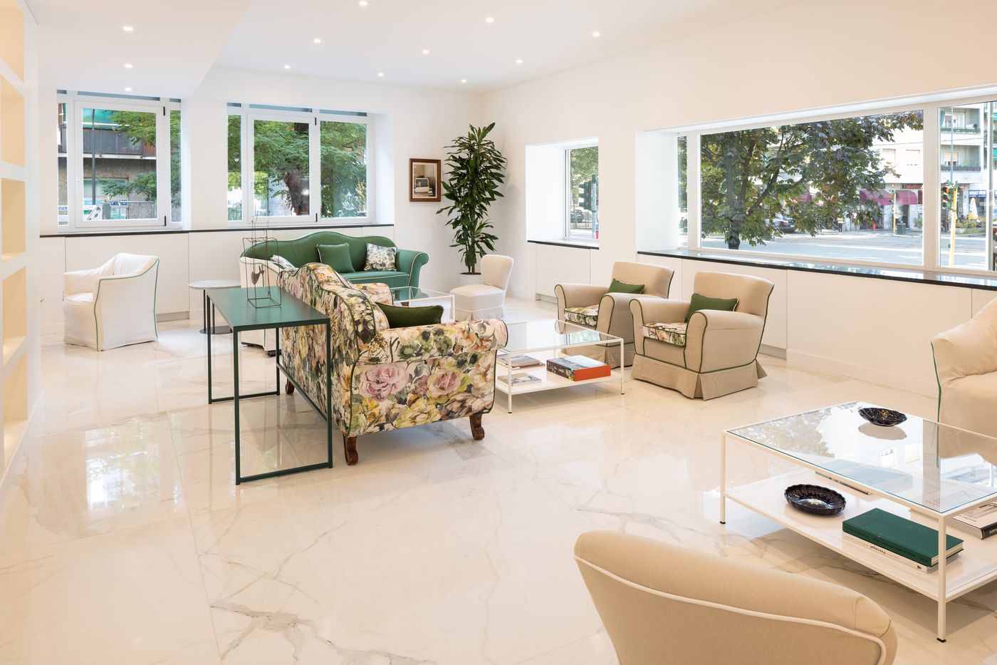 Hotel-Morfeo-Milano-Lobby-9