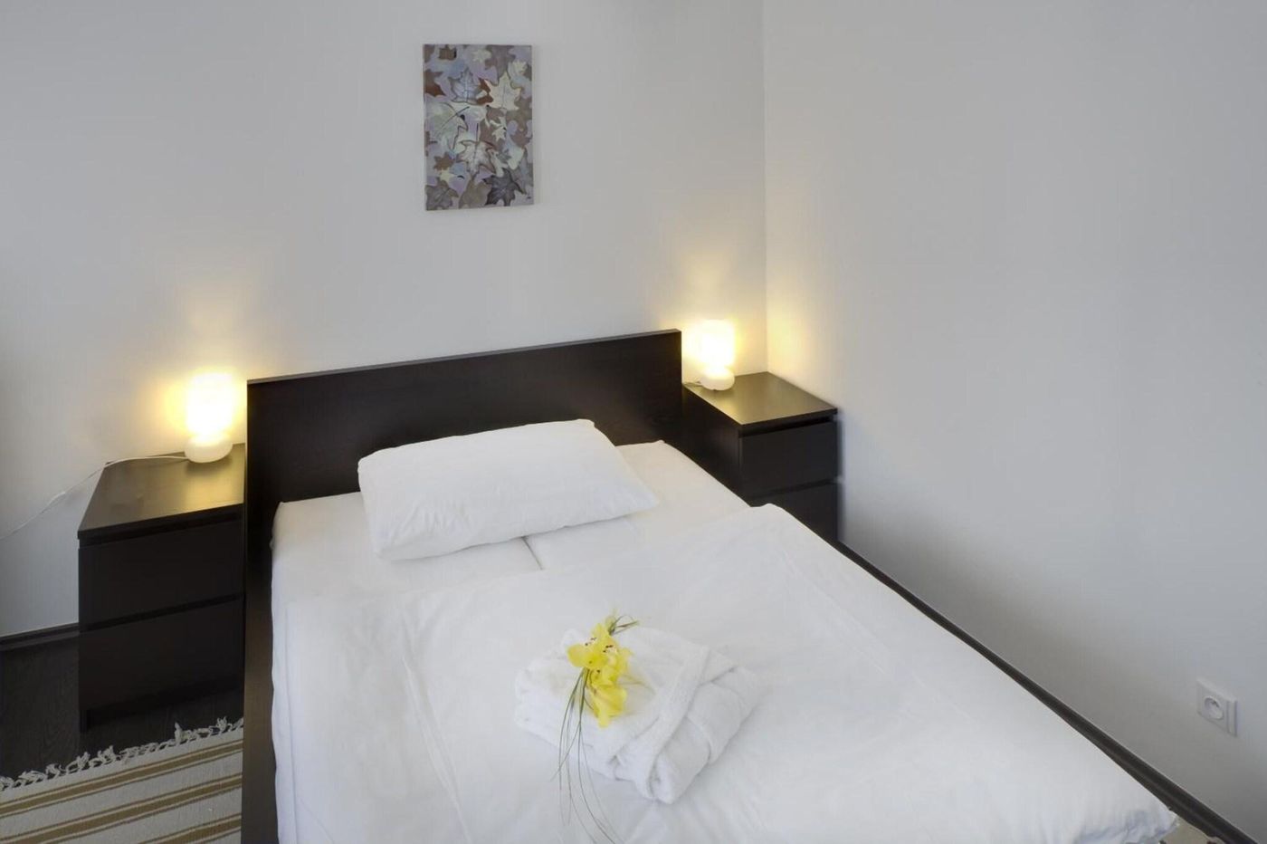 Hotel-1-Republic-Hotel-Room-27