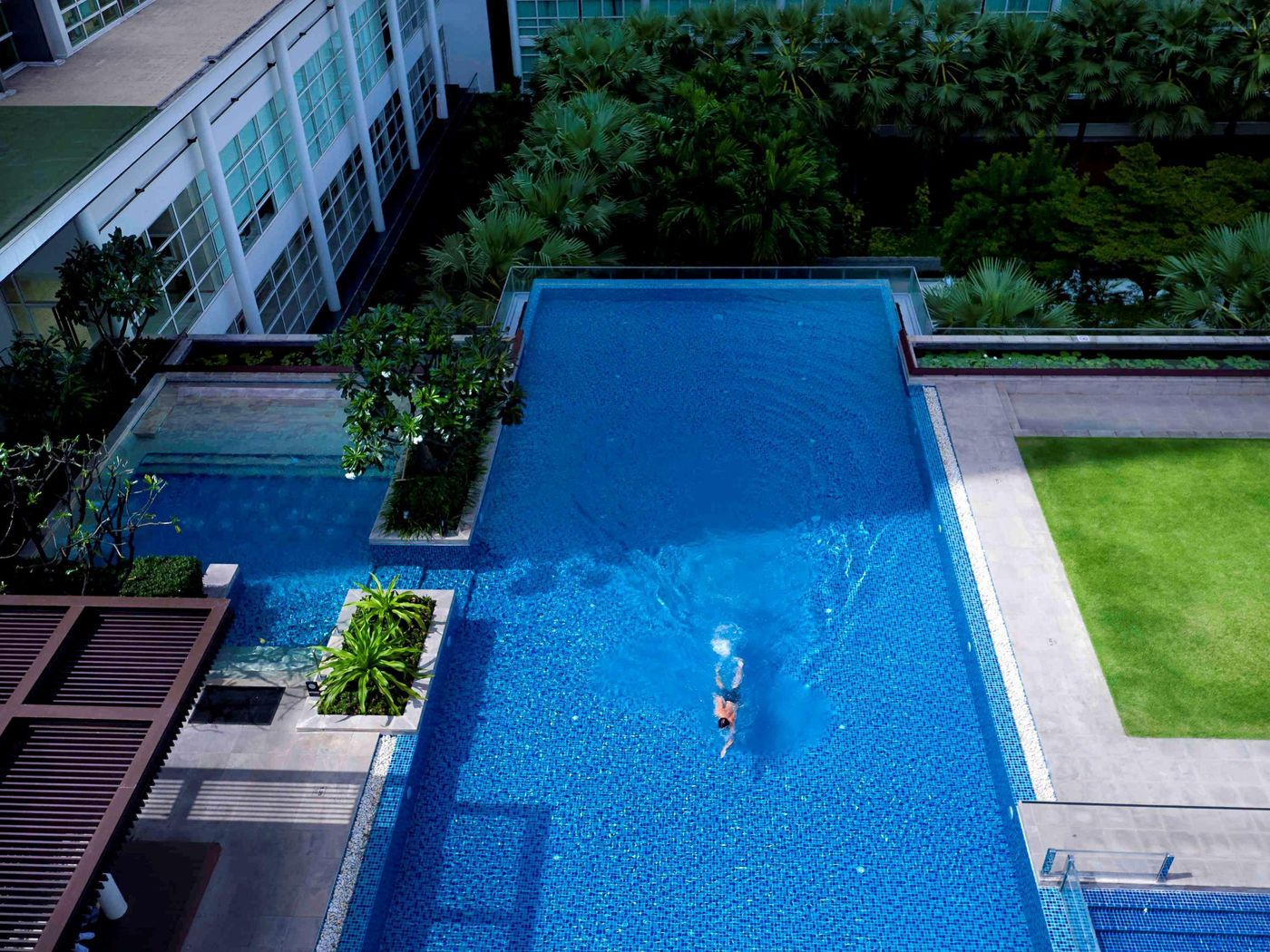 Pullman-Bangkok-King-Power-Pool-82