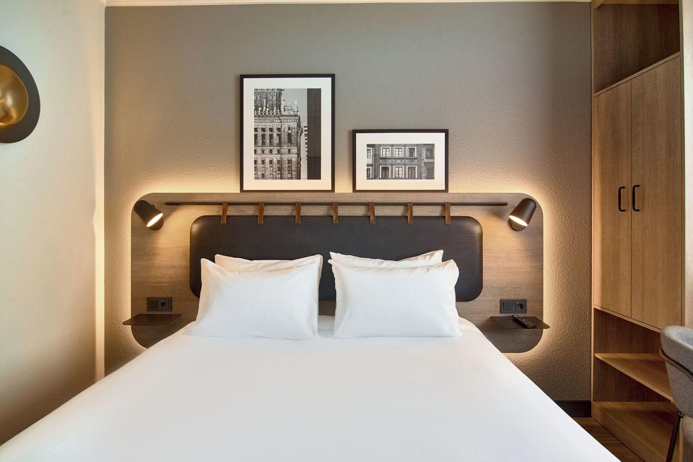 Hotel-Campanile-Warszawa-Room-10