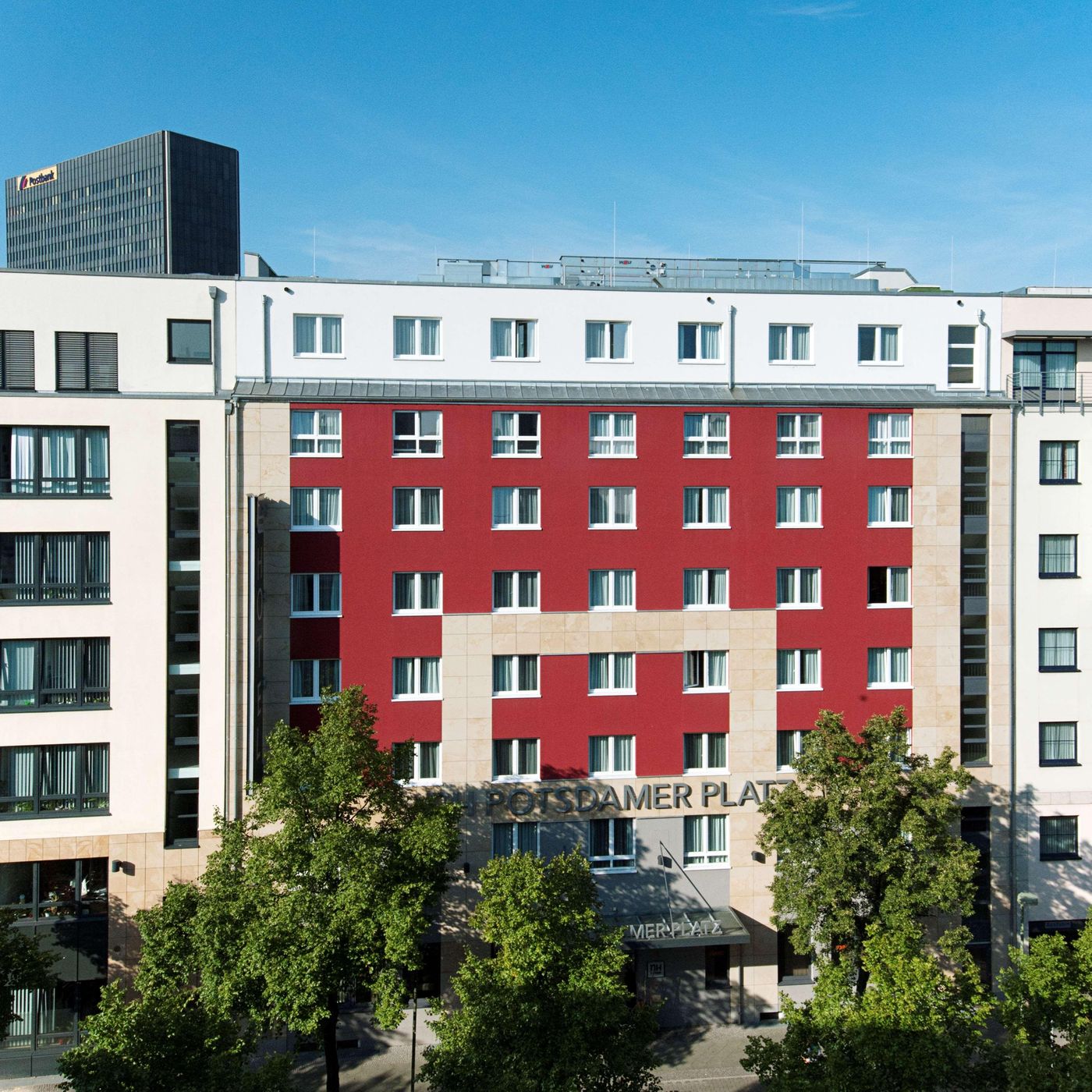 NH-Berlin-Potsdamer-Platz-General-view-1