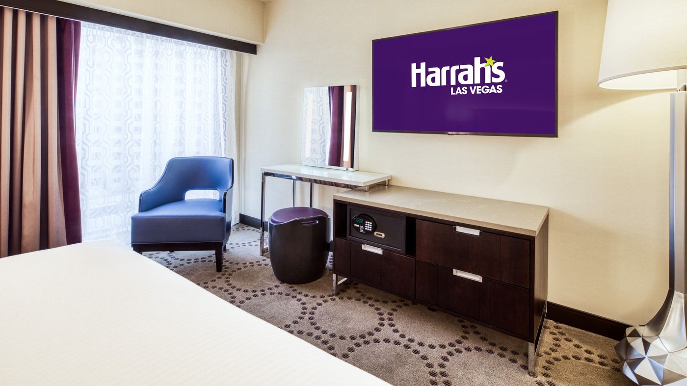 Harrah-s-Las-Vegas-Casino---Hotel-Room-44