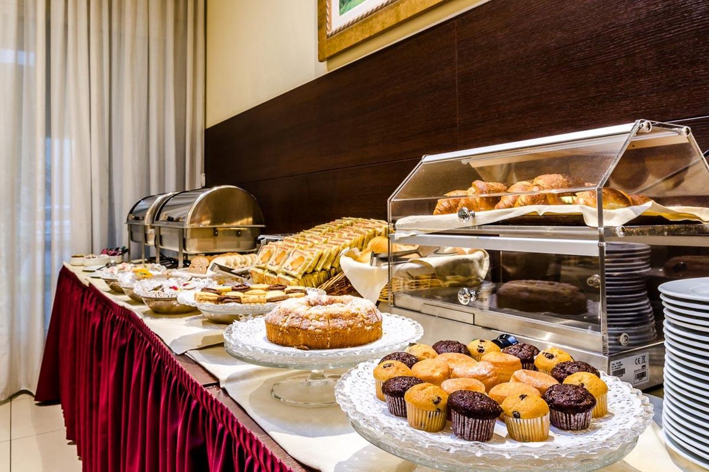 Smart-Hotel-Holiday-Restaurant-44