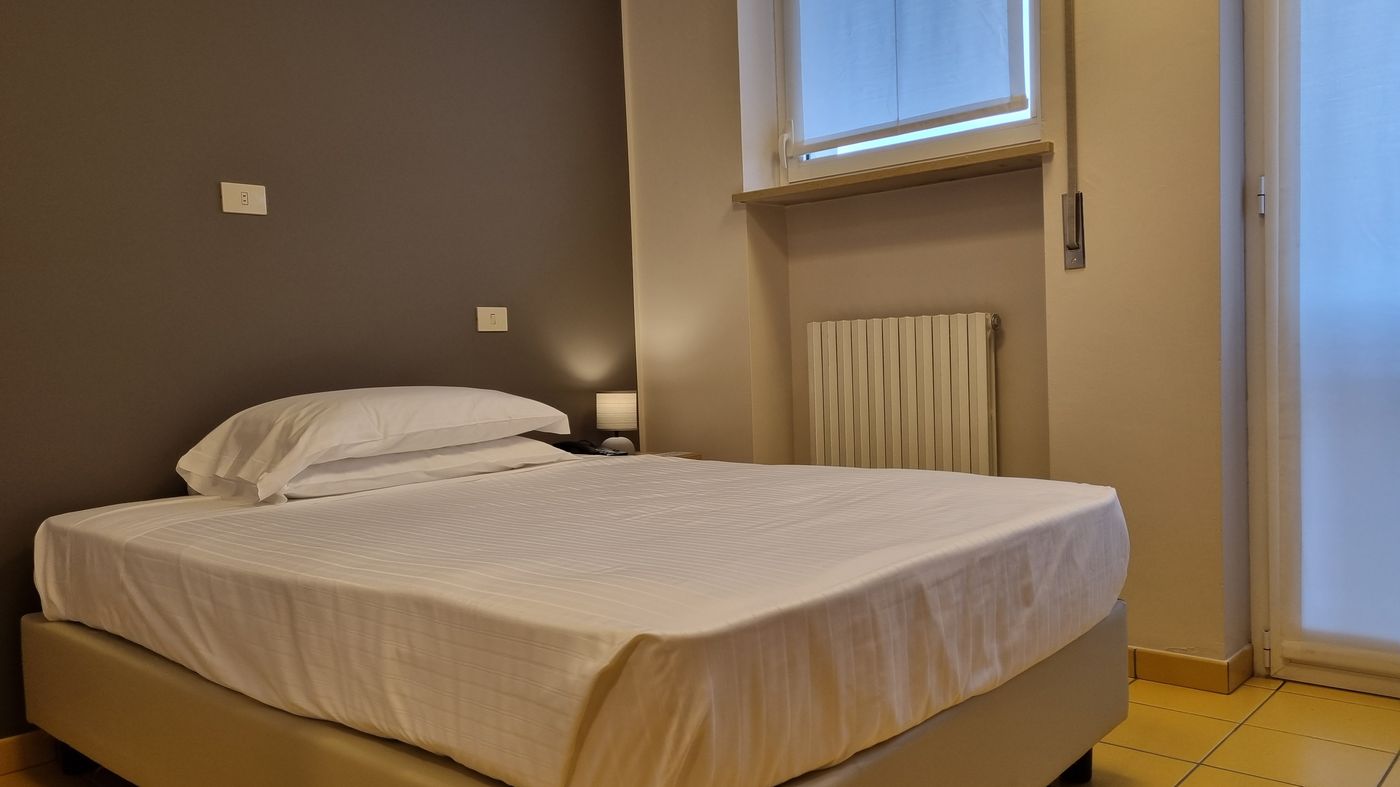 Phi Hotel Homy Druento - Italy - Druento - Room - 7