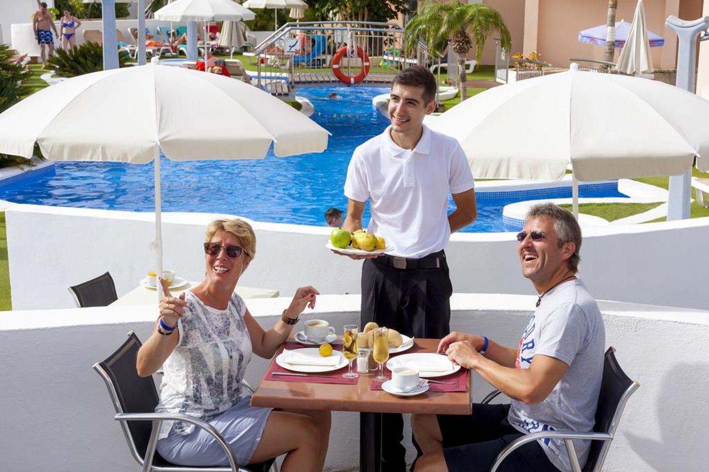 Labranda-Bahia-Fanabe---Villas-Bar-14