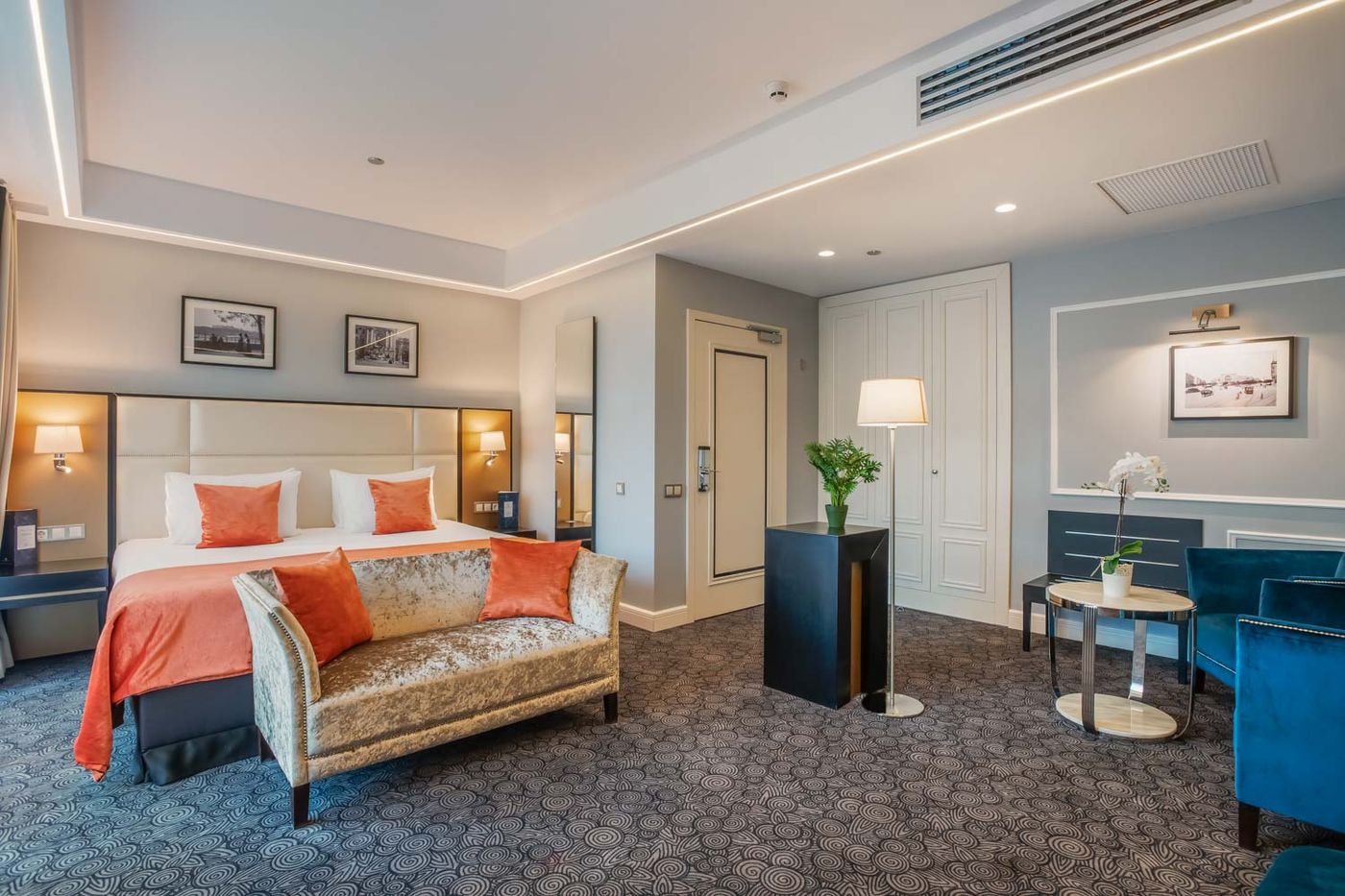 Eurostars-Danube-Budapest-Room-17