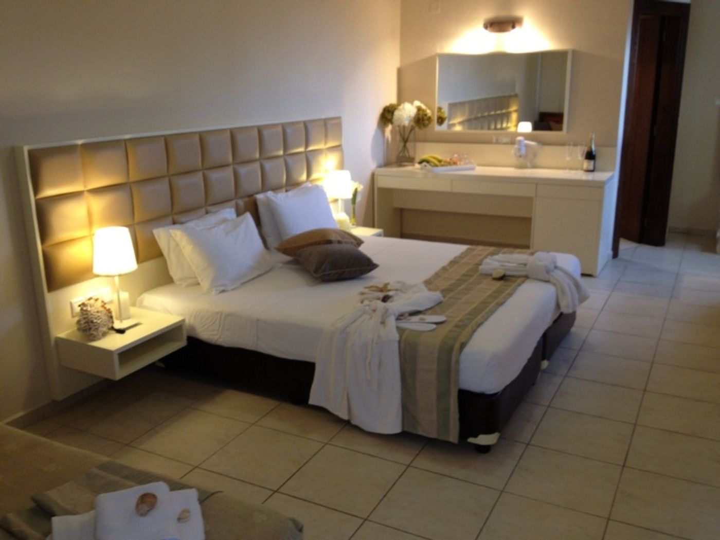 St--Constantin-Hotel-Room-39