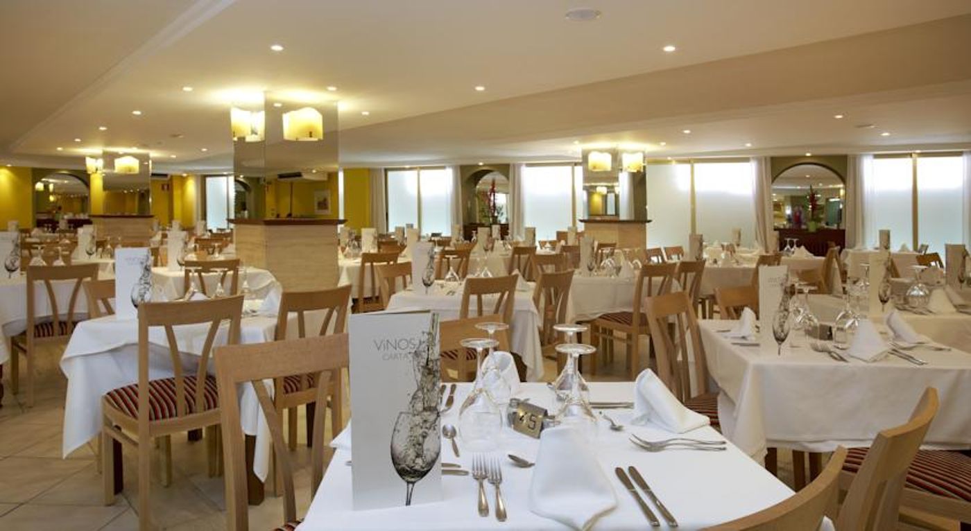 Universal Perla De S'Illot