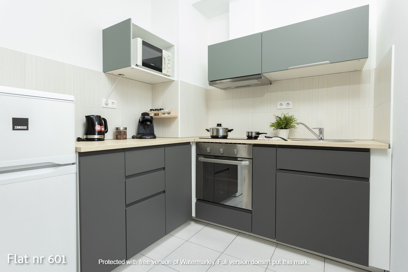 Corvin Plaza Apartments & Suites - Hungary - BUDAPEST - Room - 0