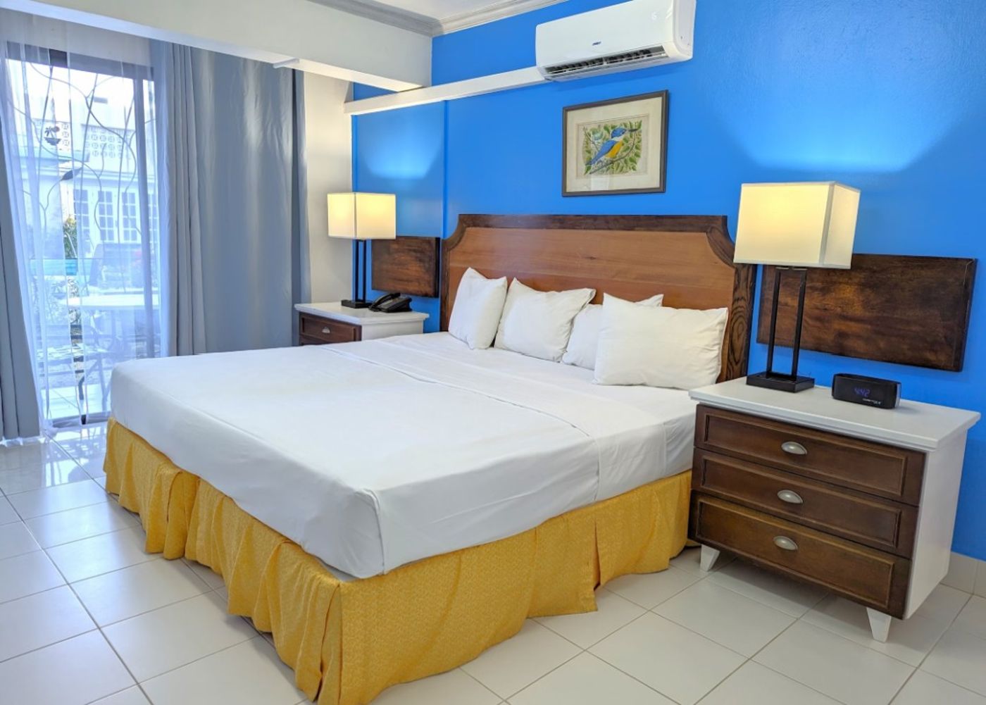 Pirate's Inn Hotel 22.07